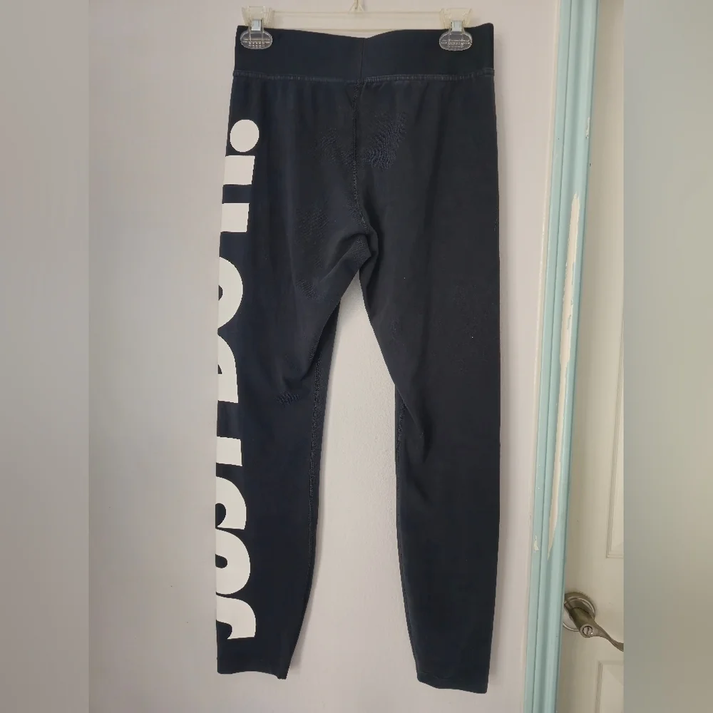 Nike Women's Black Leggings size M
